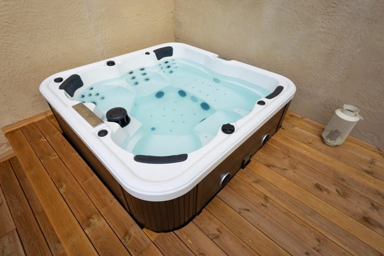 Hotel Villa del Sol Tumaco - Zonas Humedas - Jacuzzi